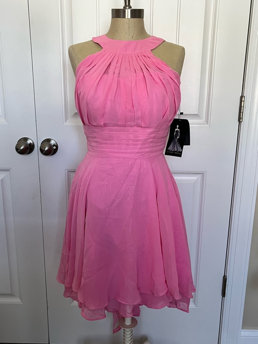 Suzhou Pink Pleated Halter Fit & Flare Prom Formal Wedding Dress Size 2‎ NWT